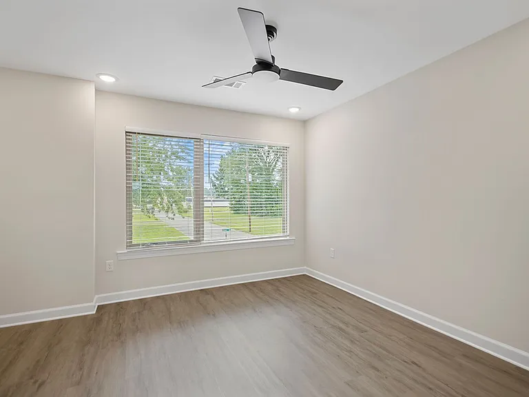 Leasing Now - New Townhomes, North Little Rock Argenta Arts Area — Photo 44