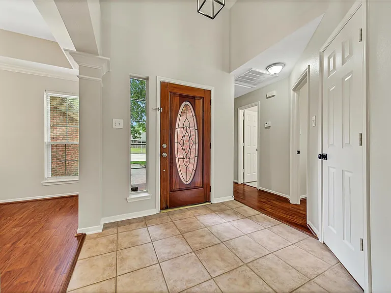14526 Red Tailed Hawk Ln — Photo 5