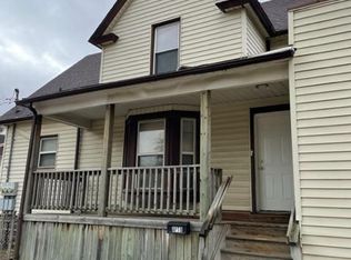 201 Antoine St #B, Wyandotte, MI 48192
