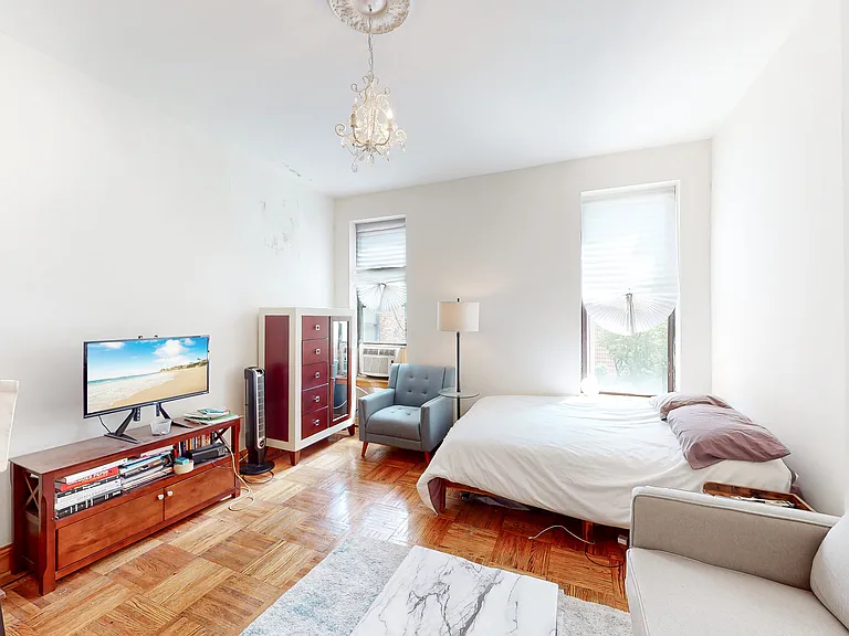116 W 69th St #5B — Photo 5