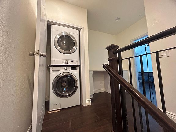 3rd image of 1755 Heywood St #105
