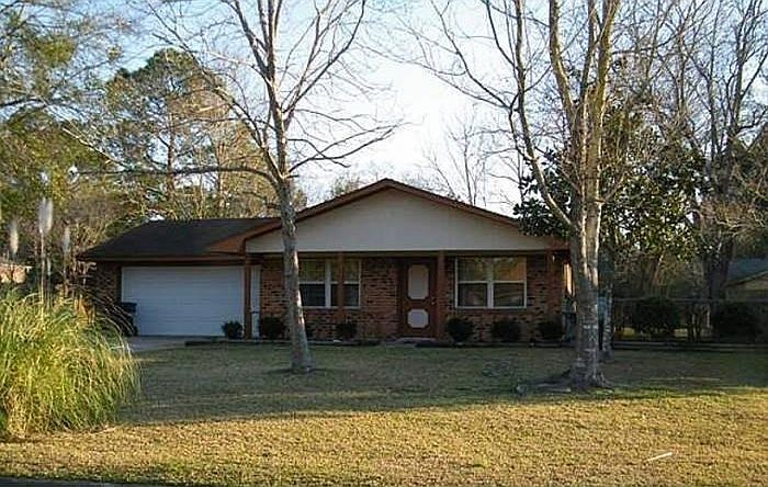 1st image of 2329 Heritage Dr