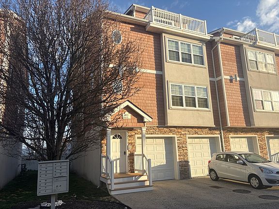 3rd image of 2423 Formicas Way