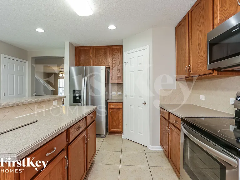 348 Candlebark Dr — Photo 5