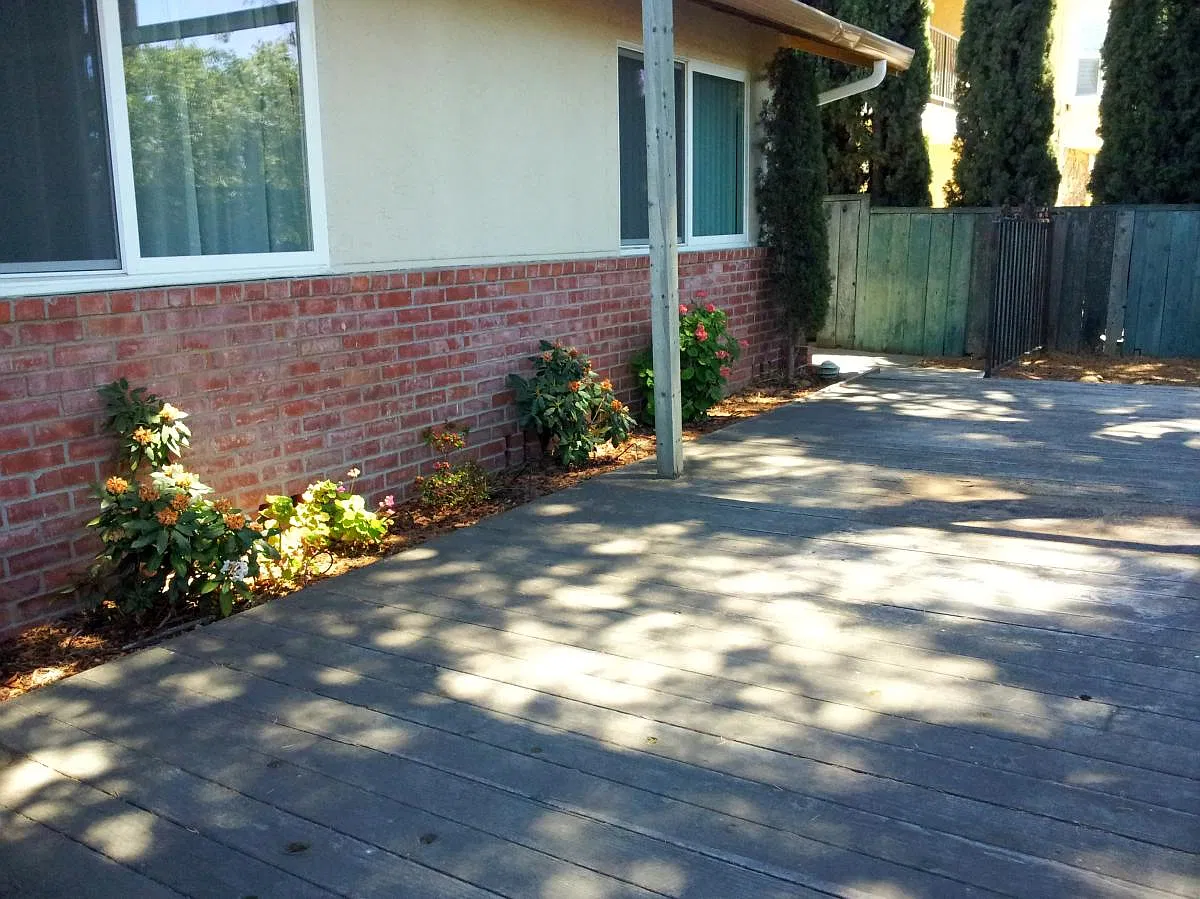 4 bed, 1628 sqft, $4,800 — Photo 3