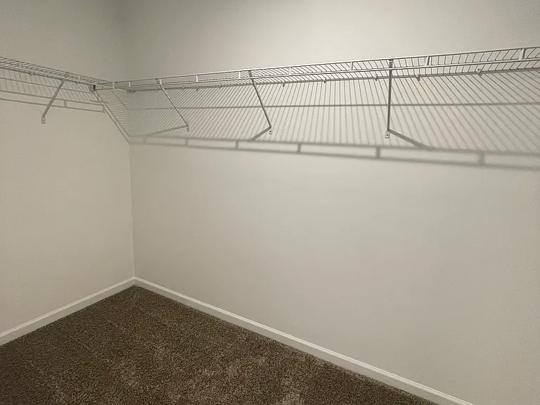 11542 Glasden Rd — Photo 16