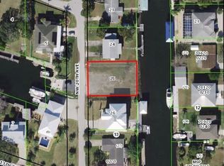 1383 NW 20th Ave, Crystal River, FL 34428