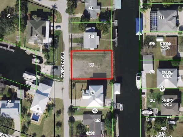 1383 NW 20th Ave, Crystal River, FL 34428