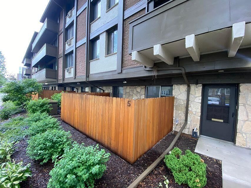 1st image of 2025 E Greenwich Ave APT 5