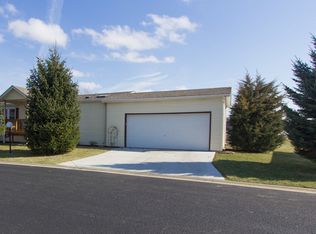 73 Chicadee Ct, Sandwich, IL 60548