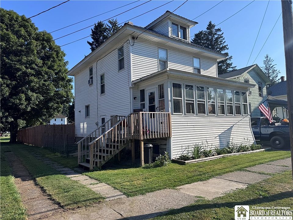 1st image of 64 E Hanover St