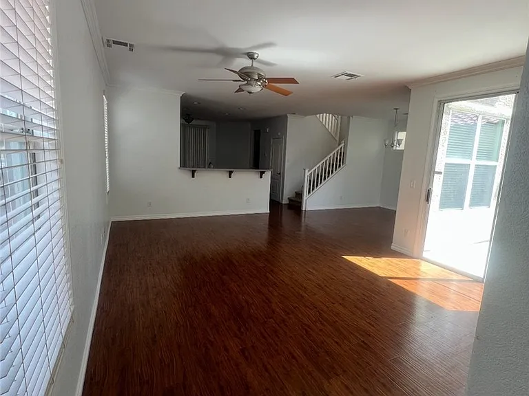 8974 Ellenbrook St — Photo 2
