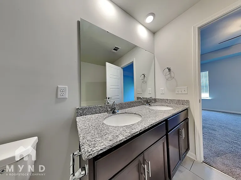 115 Dasher Dr — Photo 11