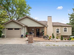 146 Hollyhock Ln, Edwardsville, IL 62025