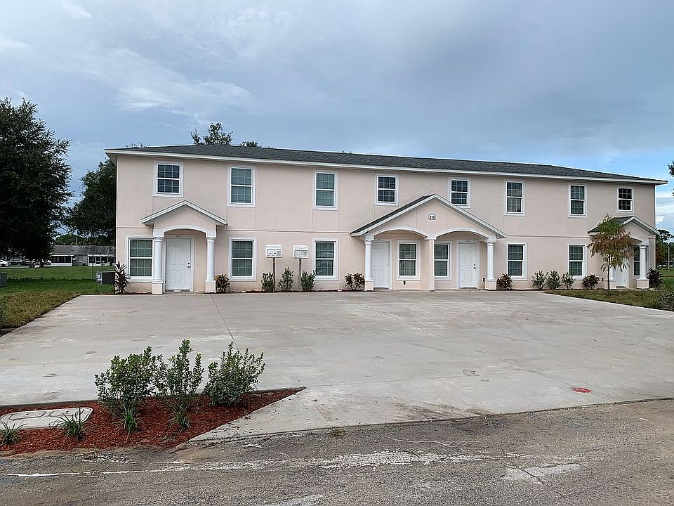 Brand new building.  Lake fr