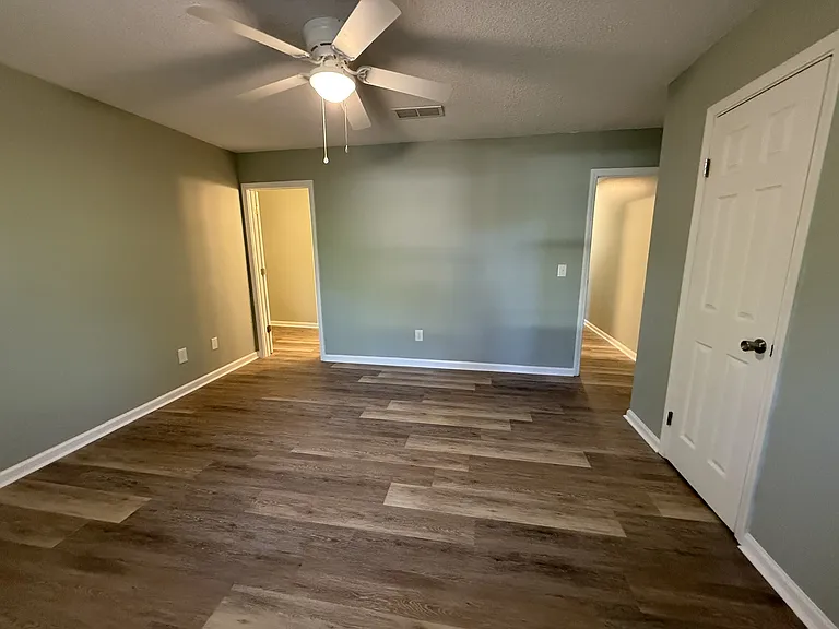 1725 Kathleen Dr #B — Photo 17