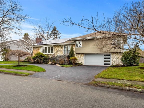 2nd image of 58 Leicester Rd