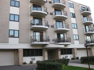 2928 Dean Pkwy APT 2B, Minneapolis, MN 55416