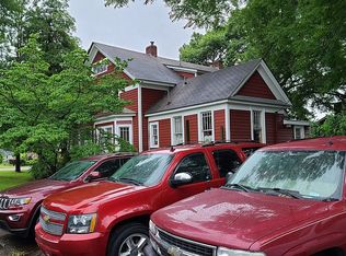 309 N Pollock St, Selma, NC 27576