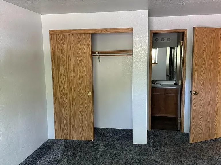 Unit Photo