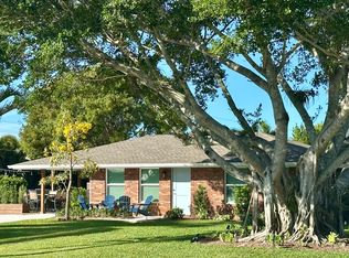 2775 12th Ct N, Naples, FL 34103