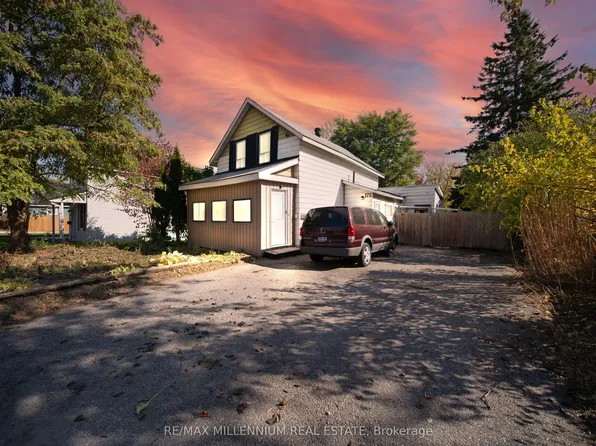 173 Barrie Rd, Orillia, ON L3V 2P6