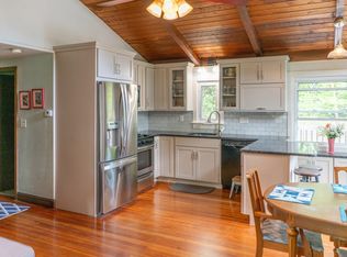 55 Hilltop Rd, Mashpee, MA 02649