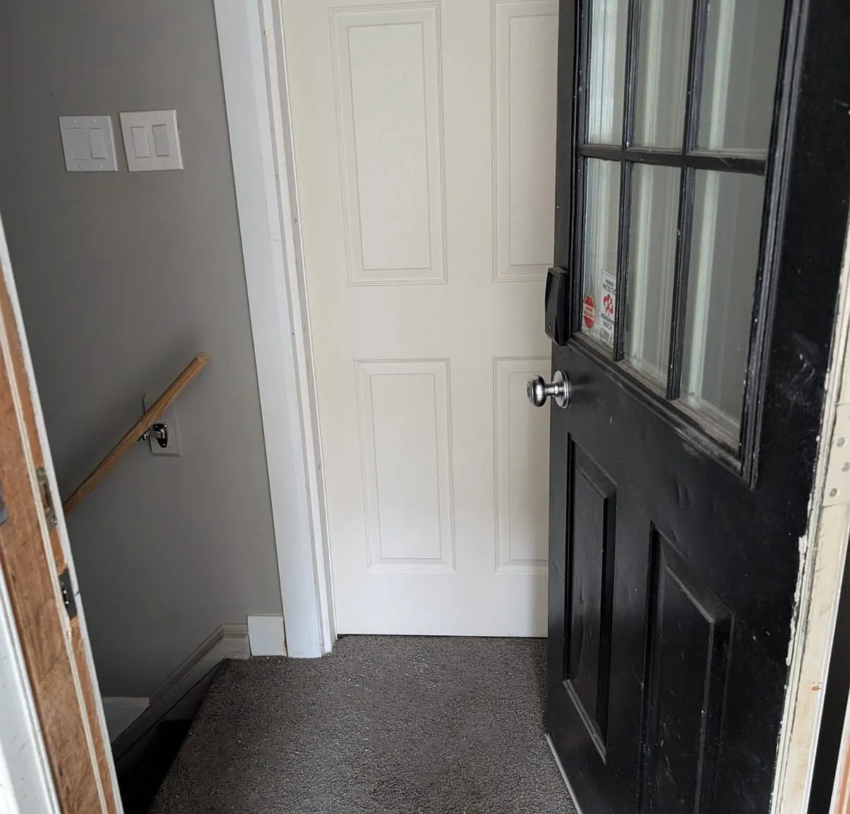 3 bed, $1,800 — Photo 2