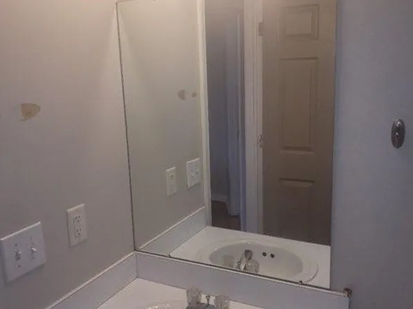 4253 Schaefer Rd #63, Dearborn, MI 48126