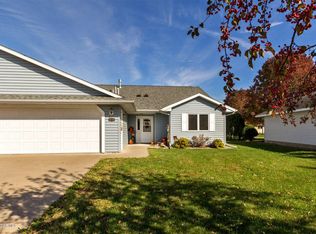 1118 N Prairie St, Lake City, MN 55041