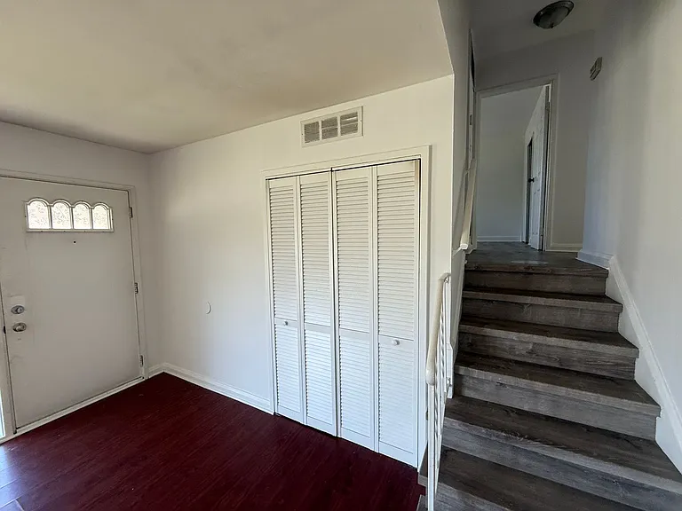 7805 Brevort Rd — Photo 7