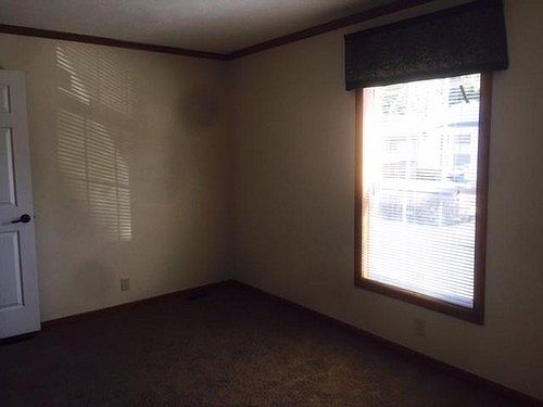 1st image of 39 Tammy Ln