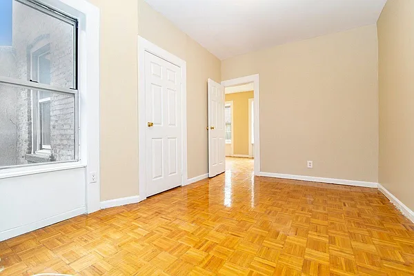 Rented by REAL New York | media 17