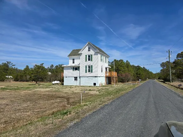 29496 Killmon Ln, Hacksneck, VA 23358