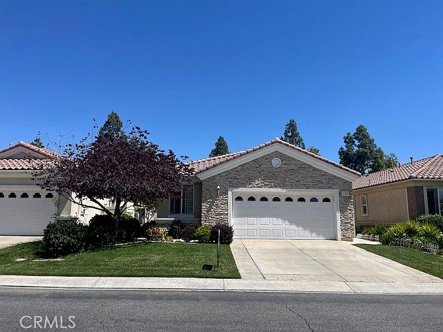 1st image of 1760 Sarazen St