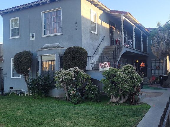 2nd image of 1050 W 84th Pl