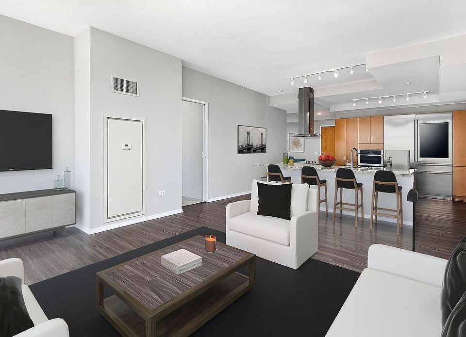 1st image of 211 E Grand Ave #3904