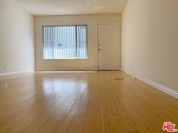 4th image of 3105 S Durango Ave #11A