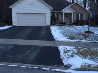 22 East Rdg, Saratoga Springs, NY 12866