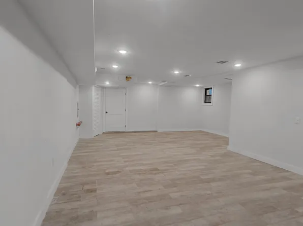 241 Palisade Avenue image 11 of 22