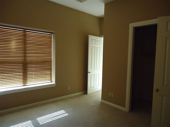 5th image of 14910 Leeward Dr Unit 302
