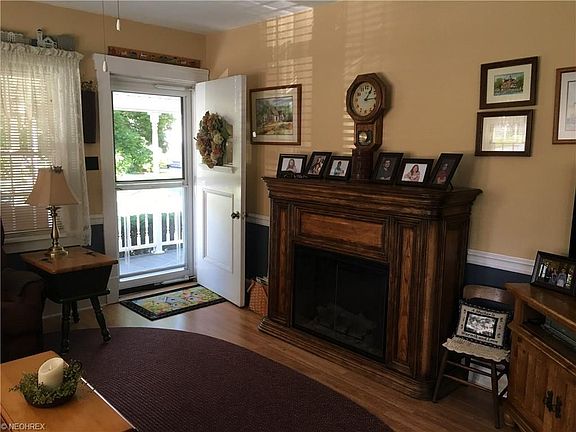 3rd image of 279 Marseilles Ave