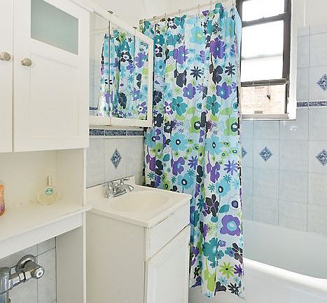 4th image of 37-20 81st St APT 4E