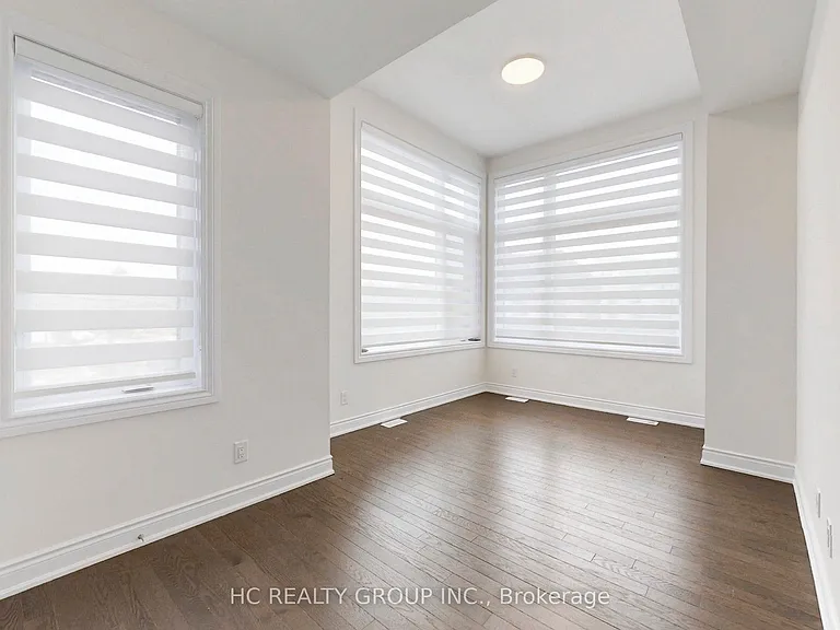 20 Harold Humphrey St — Photo 23
