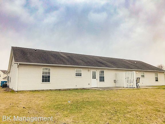 2nd image of 3201 Hopkins Ct