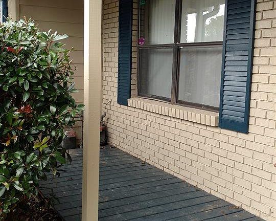 3rd image of 2317 Cheshire Dr