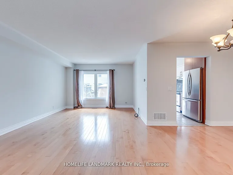 7 Marshview Ave — Photo 2