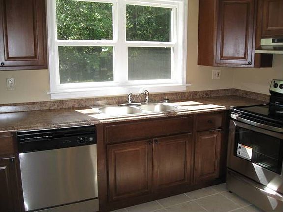 Stainless steel appliance