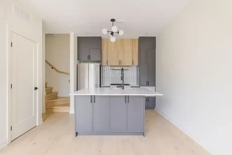 3 bed, 2.0 bath, $3,600 — Photo 3