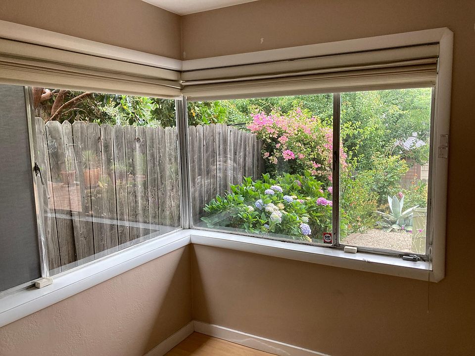 2nd image of 5915 Ocean View Dr #2
